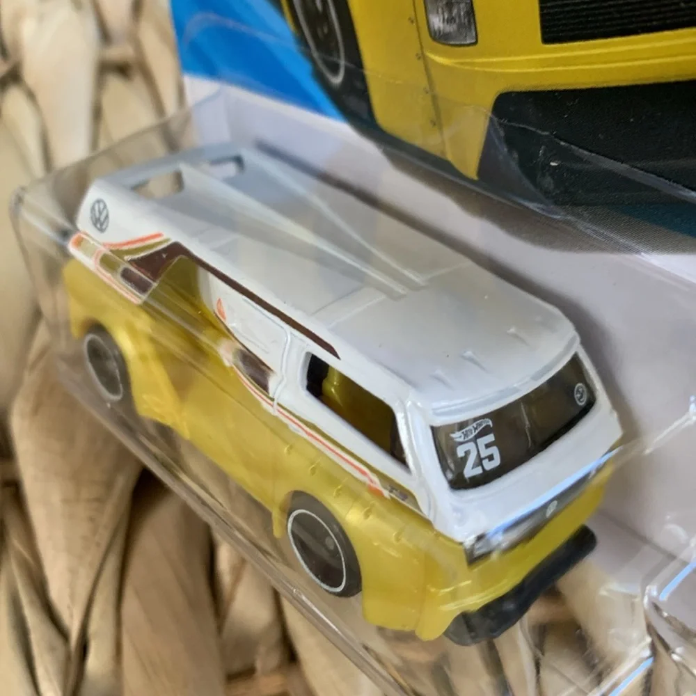 Hot Wheels Volkswagen VW T3 Hotwheels Custom Bus Mini Van Mattel 2025 New